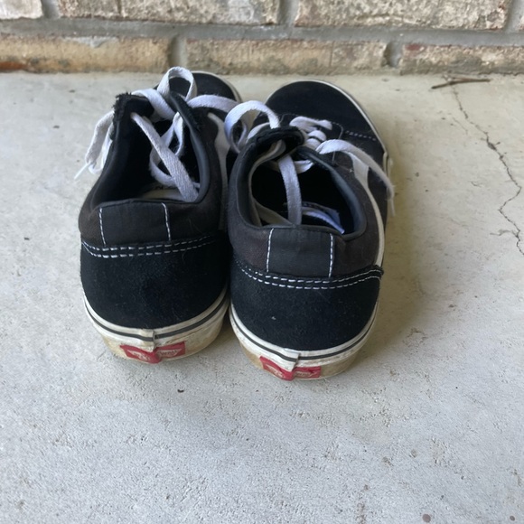 Vans Old Skool Low Top Sneakers
Black White 507698 - Picture 4 of 7